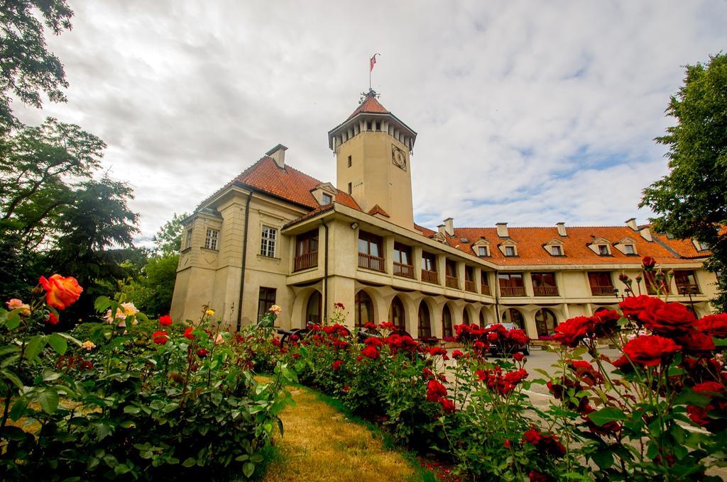 Hotel Zamek Pultusk Dom Polonii 外观 照片